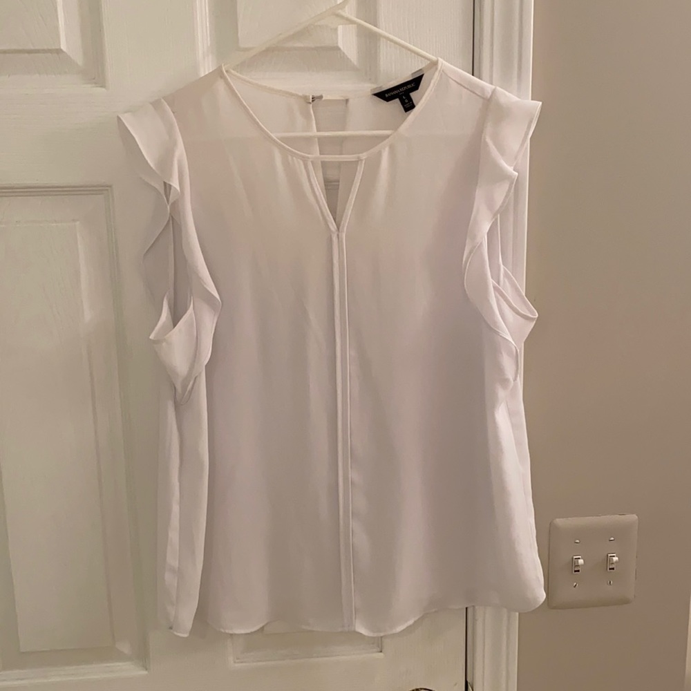 Banana Republic LG White Sleeveless Blouse
